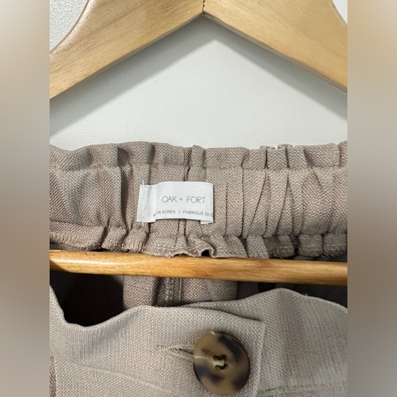 Oak + Fort Khaki Mid-Thigh Shorts with Pockets - Picture 4 of 4